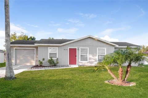 Casa en alquiler en Kissimmee, Florida, 3 dormitorios, 94.2 m2 № 1851620 - foto 1
