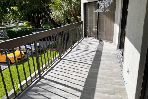 Condominio en venta en Miami, Florida, 2 dormitorios, 87.24 m2 № 2030606 - foto 26