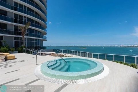 Купить кондоминиум в Майами, Флорида 3 комнаты, 65.96м2, № 2241091 - фото 10