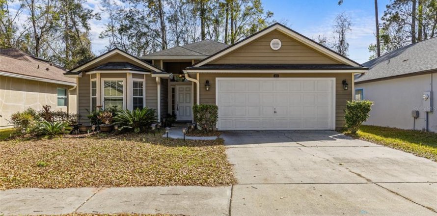 House in Gainesville, Florida 3 bedrooms, 154.12 sq.m. № 1518071