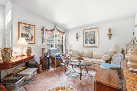 Купить виллу или дом в Олдсмар, Флорида 7 комнат, 175.59м2, № 2196982 - фото 9