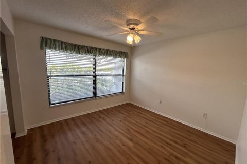 Condo in South Pasadena, Florida, 2 bedrooms  № 2321274 - photo 13