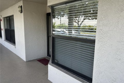 Condo in South Pasadena, Florida, 2 bedrooms  № 2321274 - photo 4