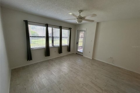 Condo in South Pasadena, Florida, 2 bedrooms  № 2321274 - photo 20