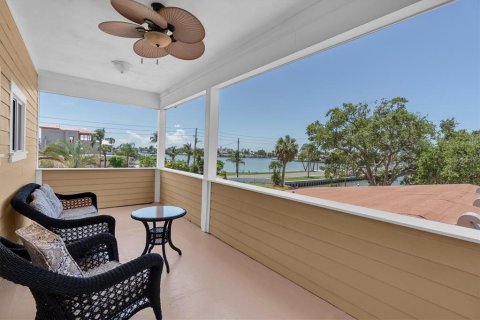 Villa ou maison à vendre à Redington Beach, Floride: 4 chambres, 274.34 m2 № 2199486 - photo 25