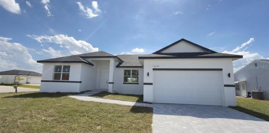 Villa ou maison à Port Charlotte, Floride 4 chambres, 176.79 m2 № 2123577