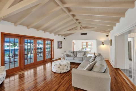 House in Fort Lauderdale, Florida 4 bedrooms, 234.3 sq.m. № 1872753 - photo 24