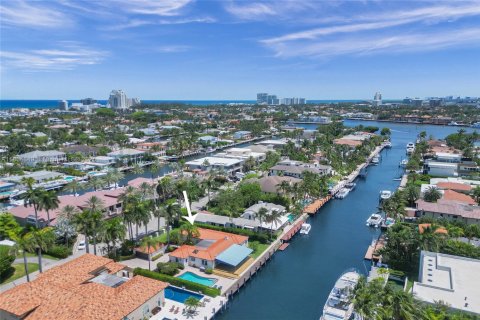 House in Fort Lauderdale, Florida 4 bedrooms, 234.3 sq.m. № 1872753 - photo 11