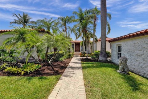 House in Fort Lauderdale, Florida 4 bedrooms, 234.3 sq.m. № 1872753 - photo 18