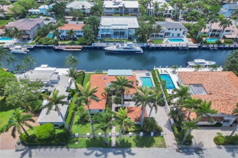 House in Fort Lauderdale, Florida 4 bedrooms, 234.3 sq.m. № 1872753 - photo 6