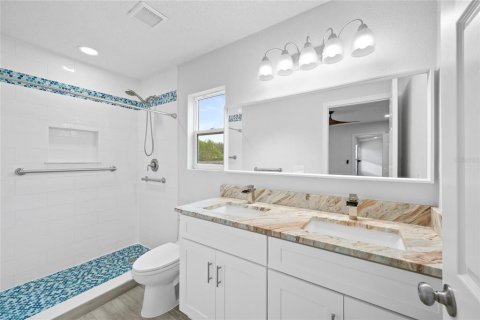 Villa ou maison à vendre à Deltona, Floride: 4 chambres, 163.79 m2 № 2427359 - photo 18