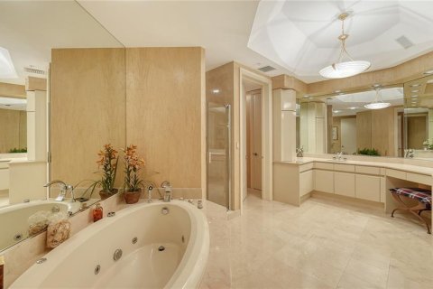 Copropriété à vendre à Longboat Key, Floride: 3 chambres, 314.01 m2 № 1529734 - photo 14