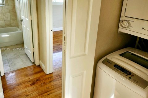 Copropriété à louer à Miami Beach, Floride: 2 chambres, 84.36 m2 № 2022214 - photo 17