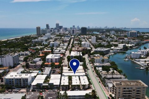 Copropriété à louer à Miami Beach, Floride: 2 chambres, 84.36 m2 № 2022214 - photo 2