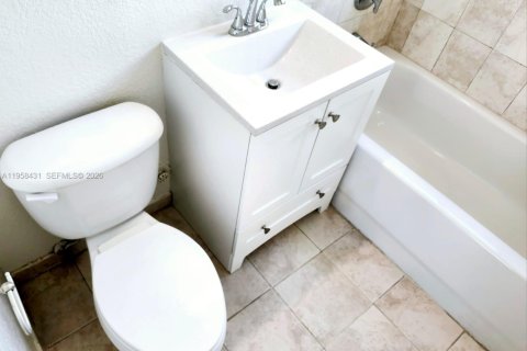 Copropriété à louer à Miami Beach, Floride: 2 chambres, 84.36 m2 № 2022214 - photo 15