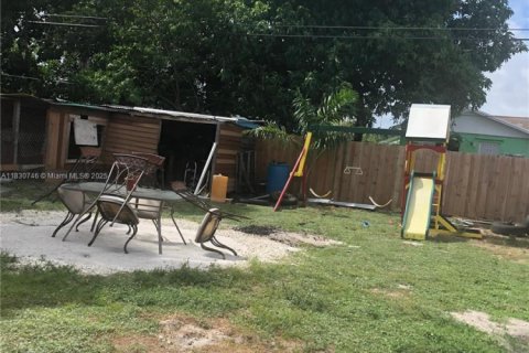 House in Miami Gardens, Florida 2 bedrooms, 66.89 sq.m. № 1806371 - photo 8