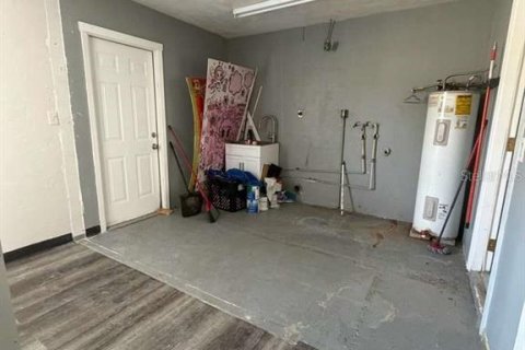 Casa en venta en Deltona, Florida, 2 dormitorios, 92.16 m2 № 2110041 - foto 15