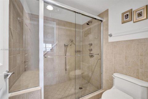 Copropriété à vendre à Lauderdale-by-the-Sea, Floride: 2 chambres, 127.46 m2 № 2063349 - photo 21