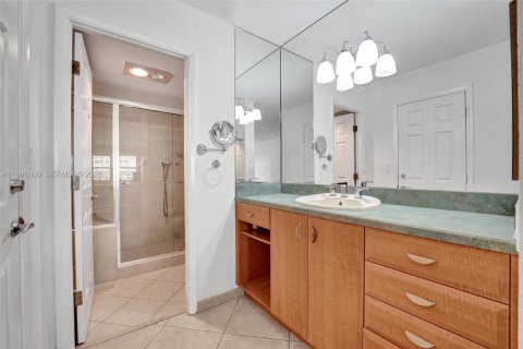 Copropriété à vendre à Lauderdale-by-the-Sea, Floride: 2 chambres, 127.46 m2 № 2063349 - photo 20