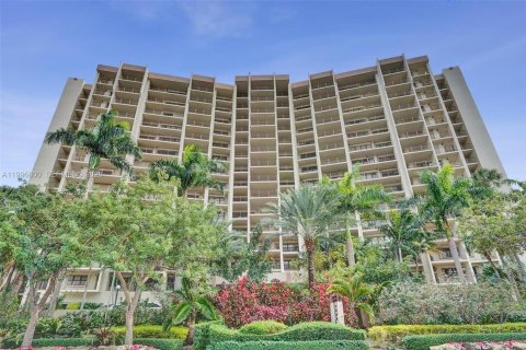 Copropriété à vendre à Lauderdale-by-the-Sea, Floride: 2 chambres, 127.46 m2 № 2063349 - photo 28