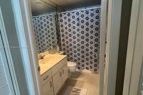 Apartment in Fort Lauderdale, Florida 1 bedroom, 74.51 sq.m. № 1975471 - photo 11