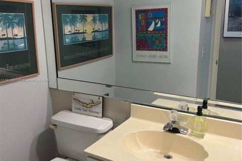 Apartment in Fort Lauderdale, Florida 1 bedroom, 74.51 sq.m. № 1975471 - photo 12