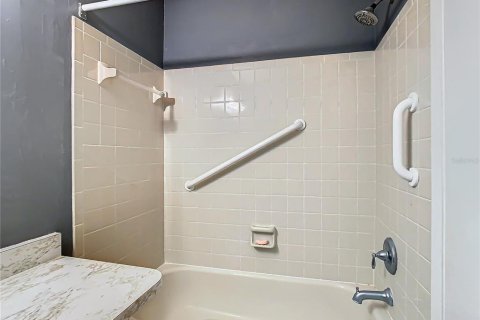 Condominio en venta en Zephyrhills, Florida, 2 dormitorios, 93.65 m2 № 1777341 - foto 24