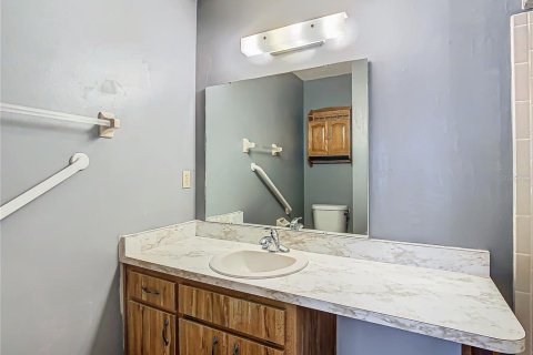 Condominio en venta en Zephyrhills, Florida, 2 dormitorios, 93.65 m2 № 1777341 - foto 23