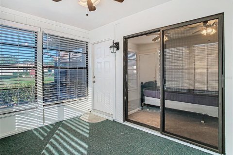 Condominio en venta en Zephyrhills, Florida, 2 dormitorios, 93.65 m2 № 1777341 - foto 5