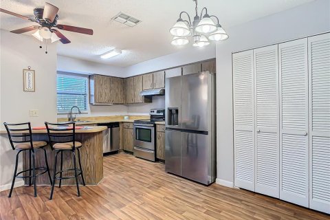 Condominio en venta en Zephyrhills, Florida, 2 dormitorios, 93.65 m2 № 1777341 - foto 15