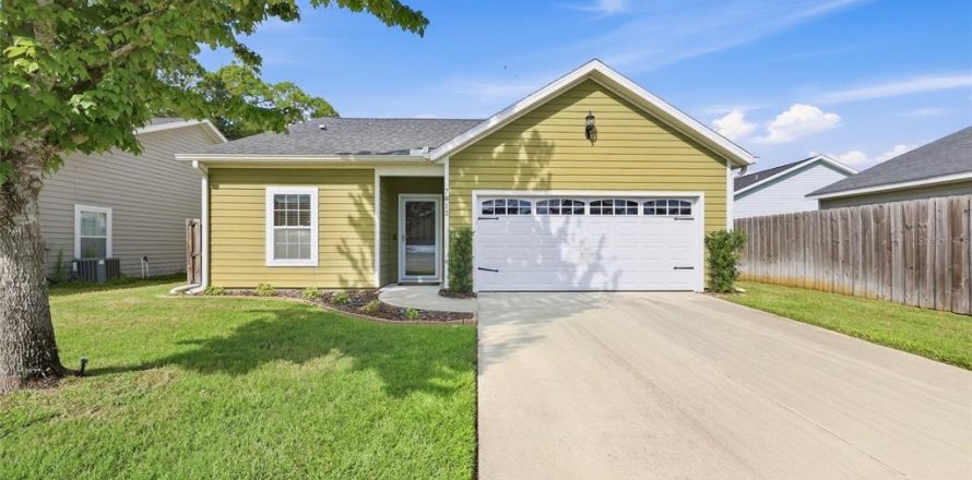 Villa ou maison à Gainesville, Floride 3 chambres, 107.3 m2 № 2362625