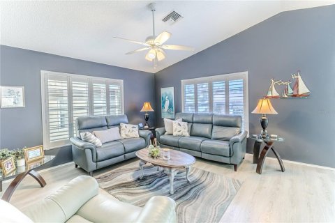 Villa ou maison à vendre à Spring Hill, Floride: 3 chambres, 171.68 m2 № 1593162 - photo 22