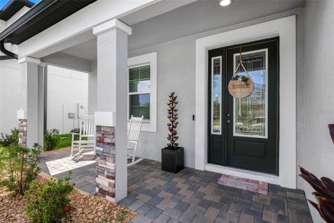 Casa en venta en Zephyrhills, Florida, 5 dormitorios, 349.41 m2 № 1902648 - foto 30