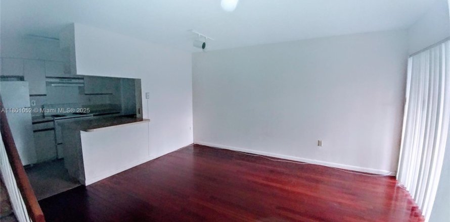 Touwnhouse à Hialeah, Floride 1 chambre, 69.68 m2 № 1775169