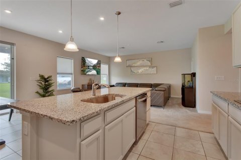 Villa ou maison à vendre à DeLand, Floride: 4 chambres, 218.97 m2 № 1720495 - photo 7