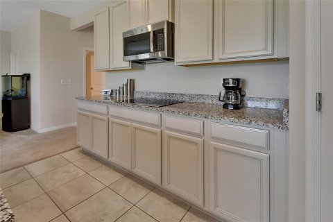 Villa ou maison à vendre à DeLand, Floride: 4 chambres, 218.97 m2 № 1720495 - photo 5