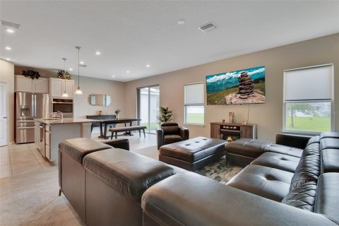 Villa ou maison à vendre à DeLand, Floride: 4 chambres, 218.97 m2 № 1720495 - photo 9