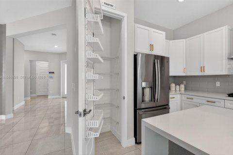 Villa ou maison à vendre à Parkland, Floride: 5 chambres, 314.38 m2 № 2028944 - photo 24