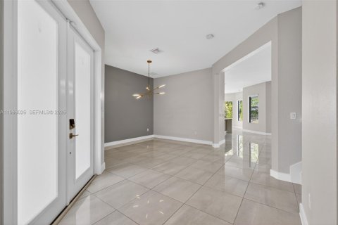 Villa ou maison à vendre à Parkland, Floride: 5 chambres, 314.38 m2 № 2028944 - photo 10