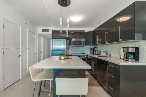 Снять в аренду кондоминиум в Майами-Бич, Флорида 1 спальня, 55.74м2, № 2035698 - фото 14