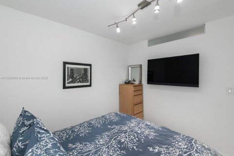 Снять в аренду кондоминиум в Майами-Бич, Флорида 1 спальня, 55.74м2, № 2035698 - фото 20