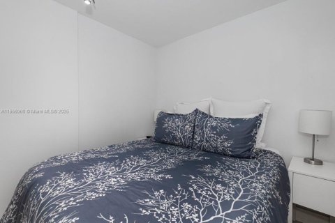 Снять в аренду кондоминиум в Майами-Бич, Флорида 1 спальня, 55.74м2, № 2035698 - фото 18