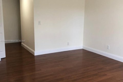 Apartamento en alquiler en Weston, Florida, 2 dormitorios, 113.34 m2 № 1957784 - foto 24