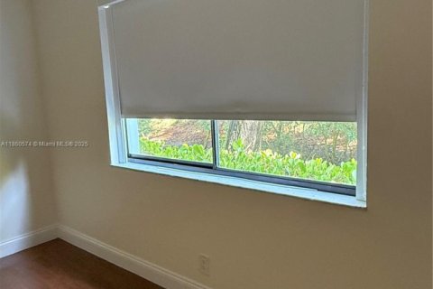 Apartamento en alquiler en Weston, Florida, 2 dormitorios, 113.34 m2 № 1957784 - foto 23