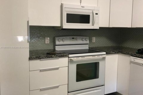 Apartamento en alquiler en Weston, Florida, 2 dormitorios, 113.34 m2 № 1957784 - foto 7