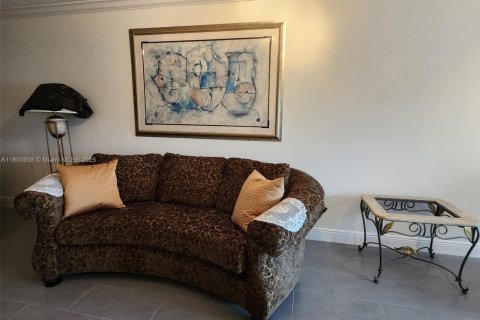 Купить кондоминиум в Санрайз, Флорида 2 спальни, 104.98м2, № 1682796 - фото 6