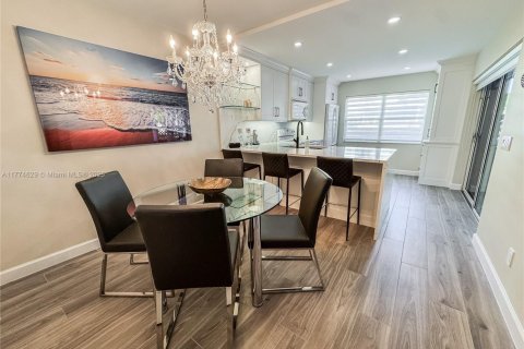 Townhouse in Boynton Beach, Florida 2 bedrooms, 127.65 sq.m. № 1868136 - photo 4