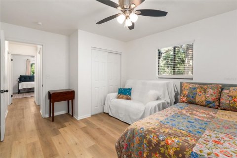 House in Alachua, Florida 3 bedrooms, 172.98 sq.m. № 1856412 - photo 23