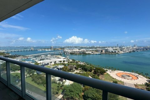 Condo in Miami, Florida, 3 bedrooms  № 1888982 - photo 6