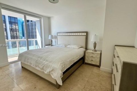 Condo in Miami, Florida, 3 bedrooms  № 1888982 - photo 18